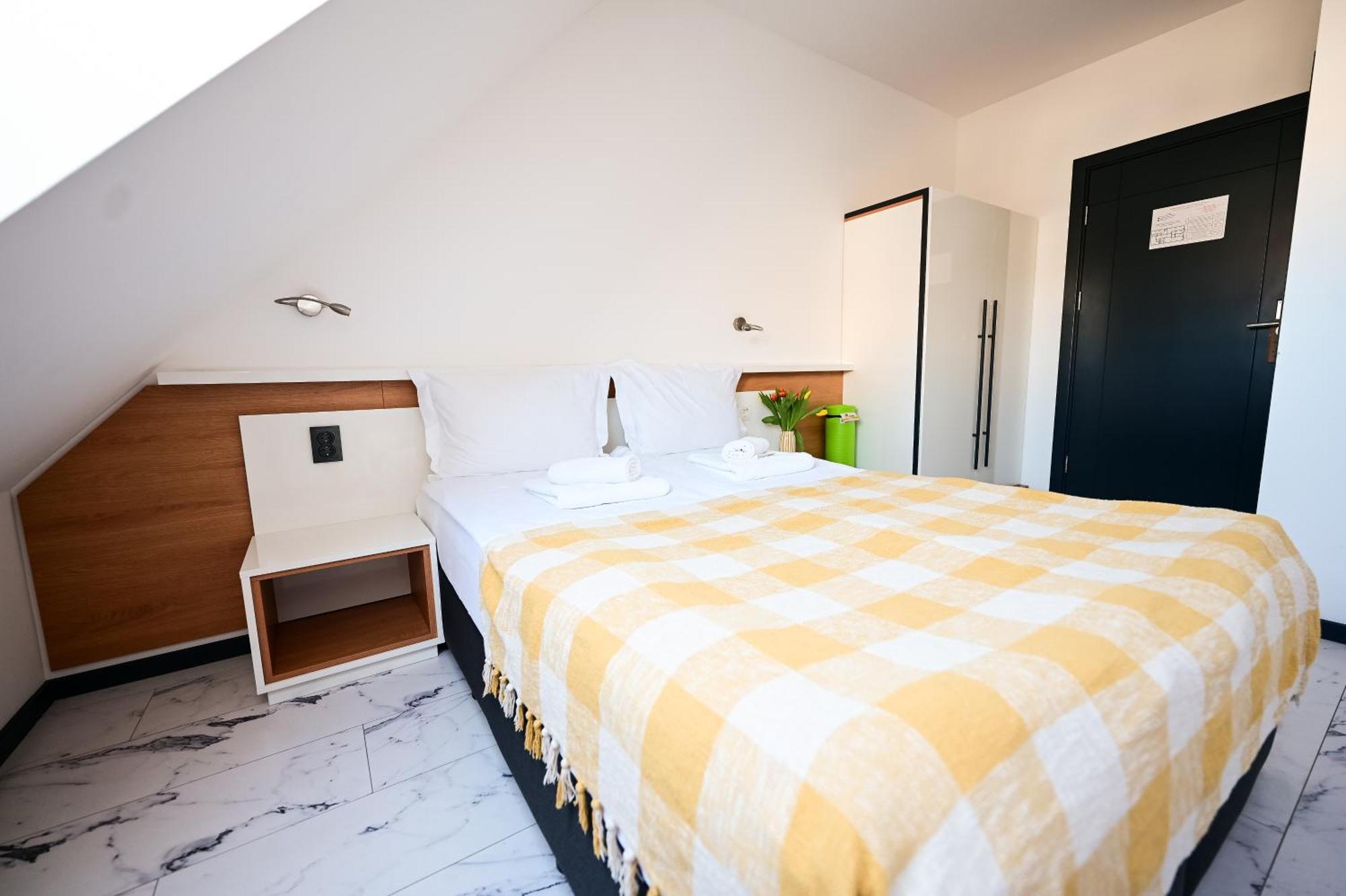 Rubo Hotel شومن المظهر الخارجي الصورة