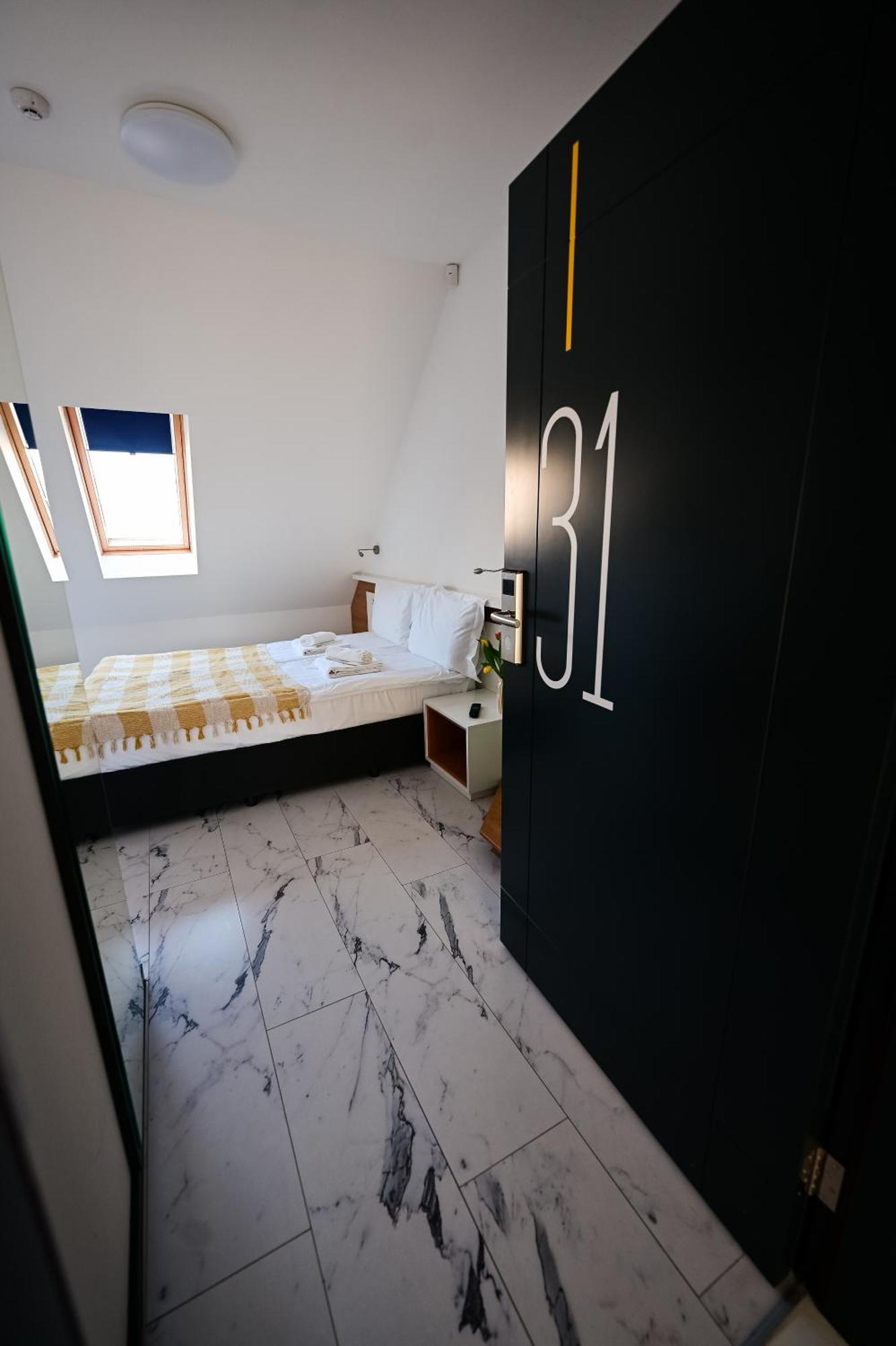 Rubo Hotel شومن المظهر الخارجي الصورة