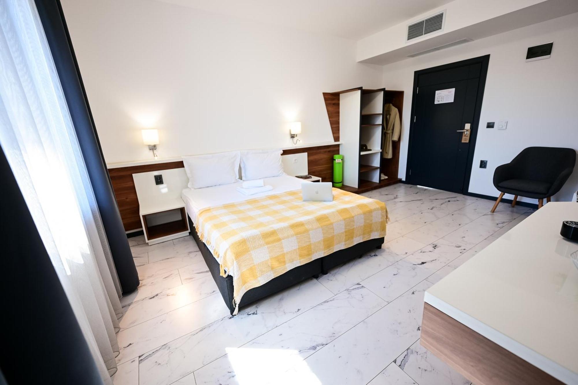 Rubo Hotel شومن المظهر الخارجي الصورة